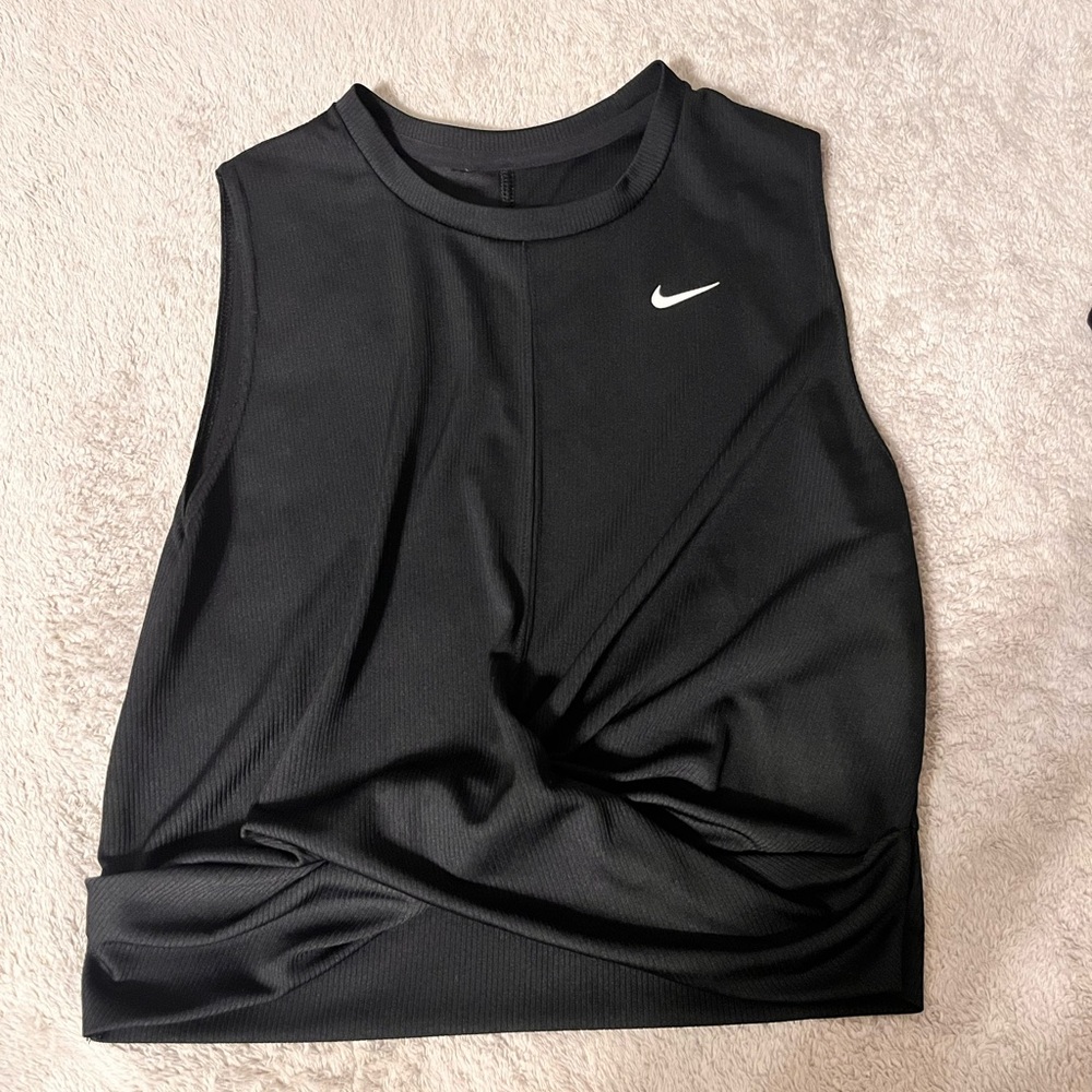 Large Kids Nike Dryfit Crop top